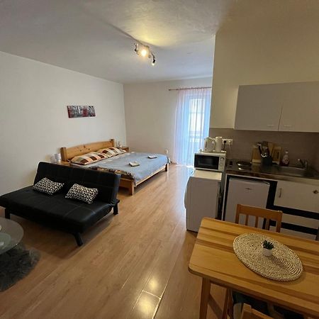 Apartman Centrum Банска-Бистрица Экстерьер фото